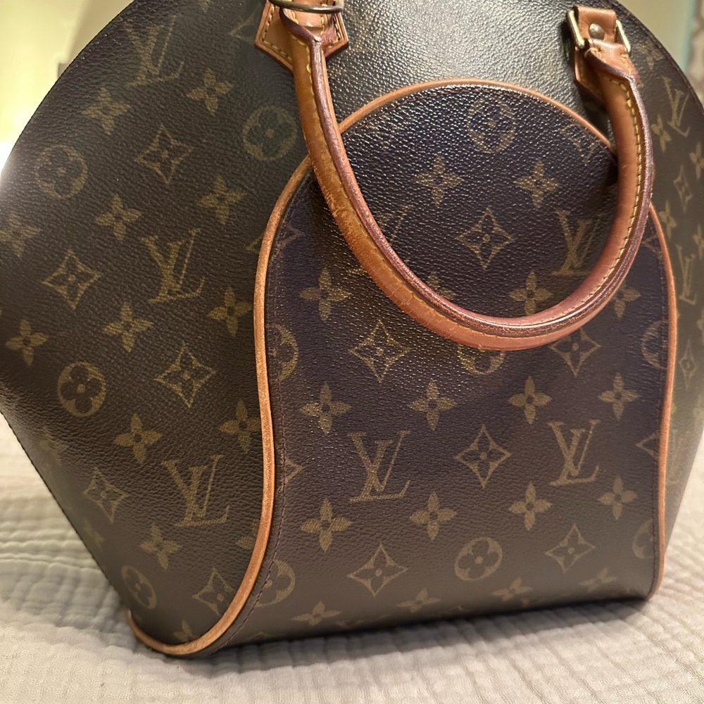 Louis Vuitton Brown Monogram Handbag